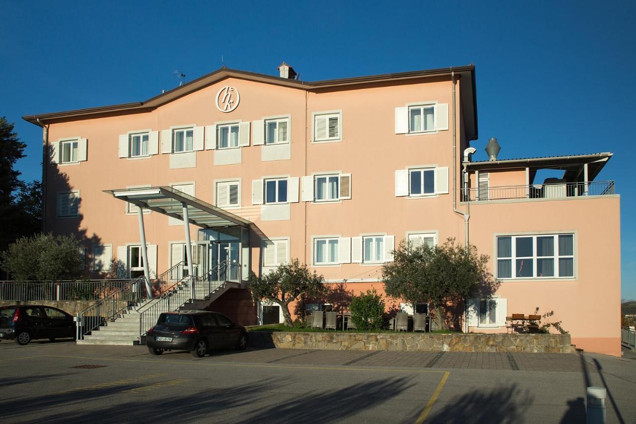 Hotel Kozana ドブロボ エクステリア 写真