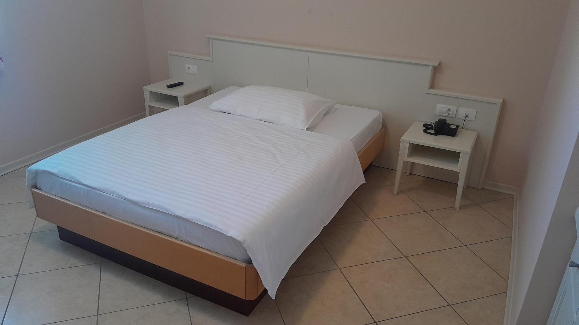 Hotel Kozana ドブロボ エクステリア 写真